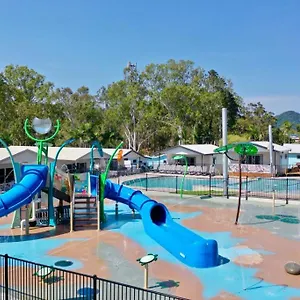 **** Holiday park Lake Tinaroo Holiday Park Australia